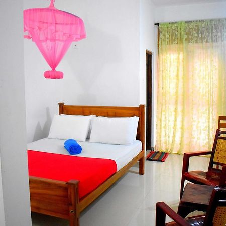 Lion Rest Hotel Anuradhapura Exterior photo
