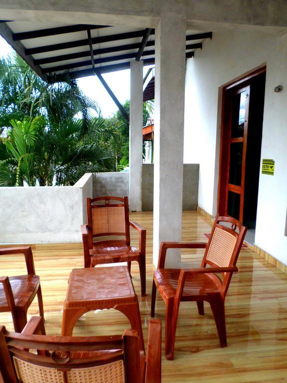 Lion Rest Hotel Anuradhapura Exterior photo