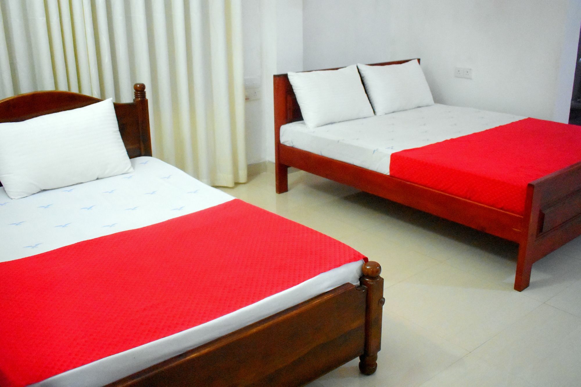 Lion Rest Hotel Anuradhapura Exterior photo